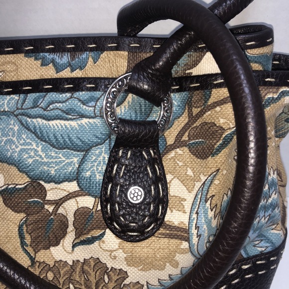 Brighton Collection China Made Floral Carpet Bag w Leather Corners & Charm - Picture 5 of 13